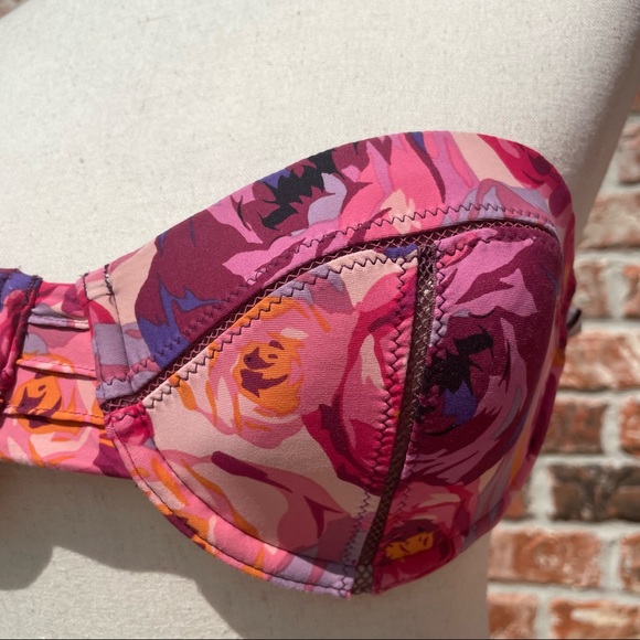 Nanette Lepore pink floral print strapless bikini top / L / Excellent condition - Picture 3 of 17